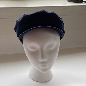 Ucla paper boy/cabbie hat